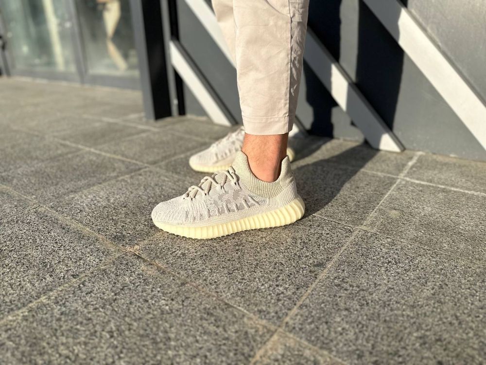 Кросівки adidas Yeezy Boost 350 V2 CMPCT “Slate Bone” H06519