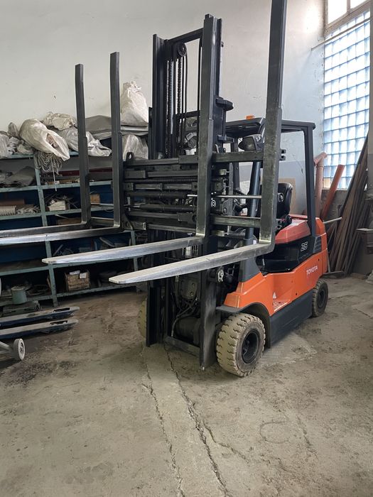 Продам навантажувач електричний