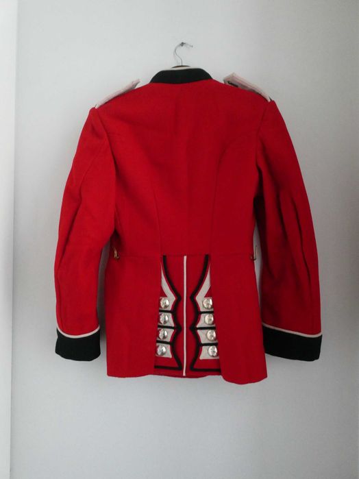 Casaco Militar Britânico da Guarda Irlandesa - Peça de Colecionador