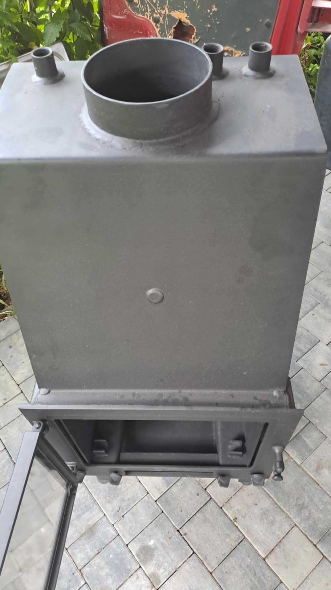 Nowy kominek  16 KW z płaszczem wodnym TARNAVA