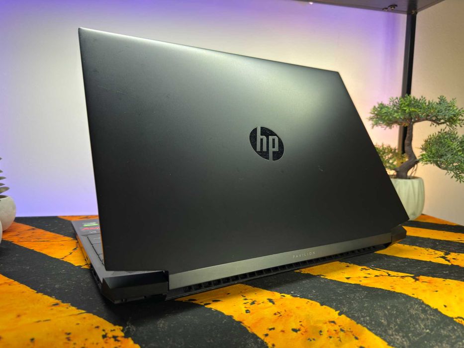 HP Gaming 15, gtx1650ti, ryzen 5, 16gb ram, 512gb ssd