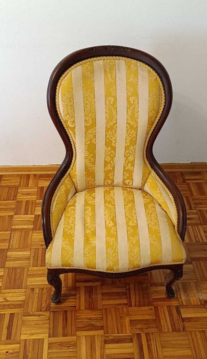 Cadeira Vintage Amarela