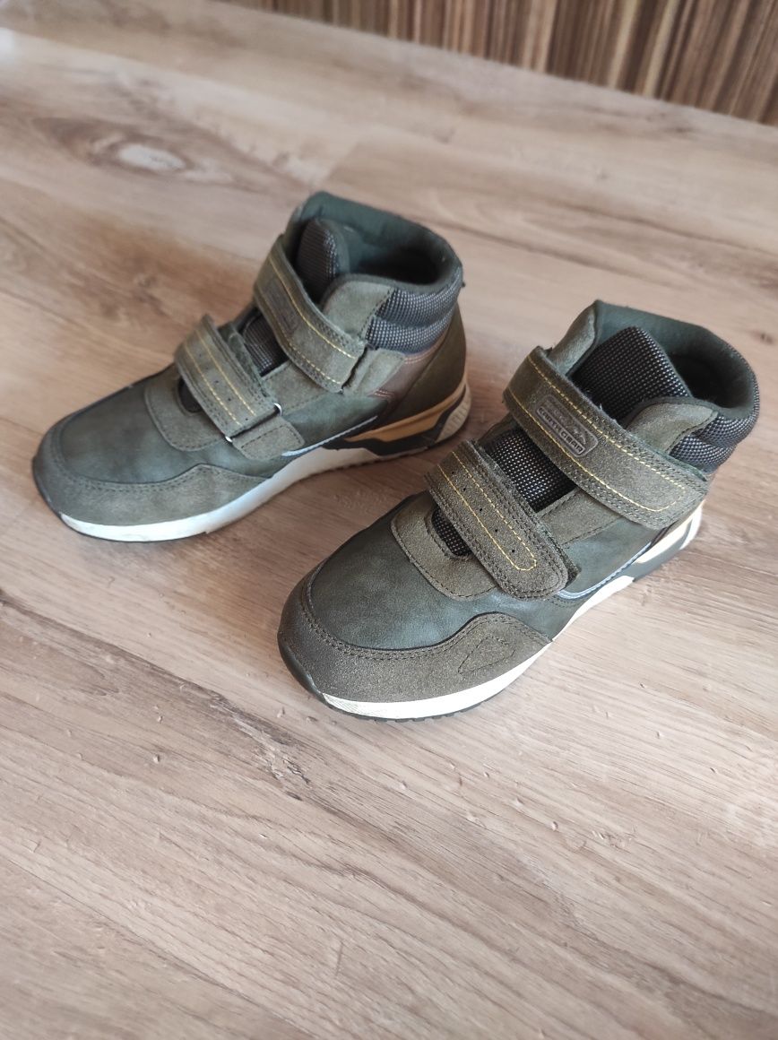 Buty chłopięce przejściowe r. 35