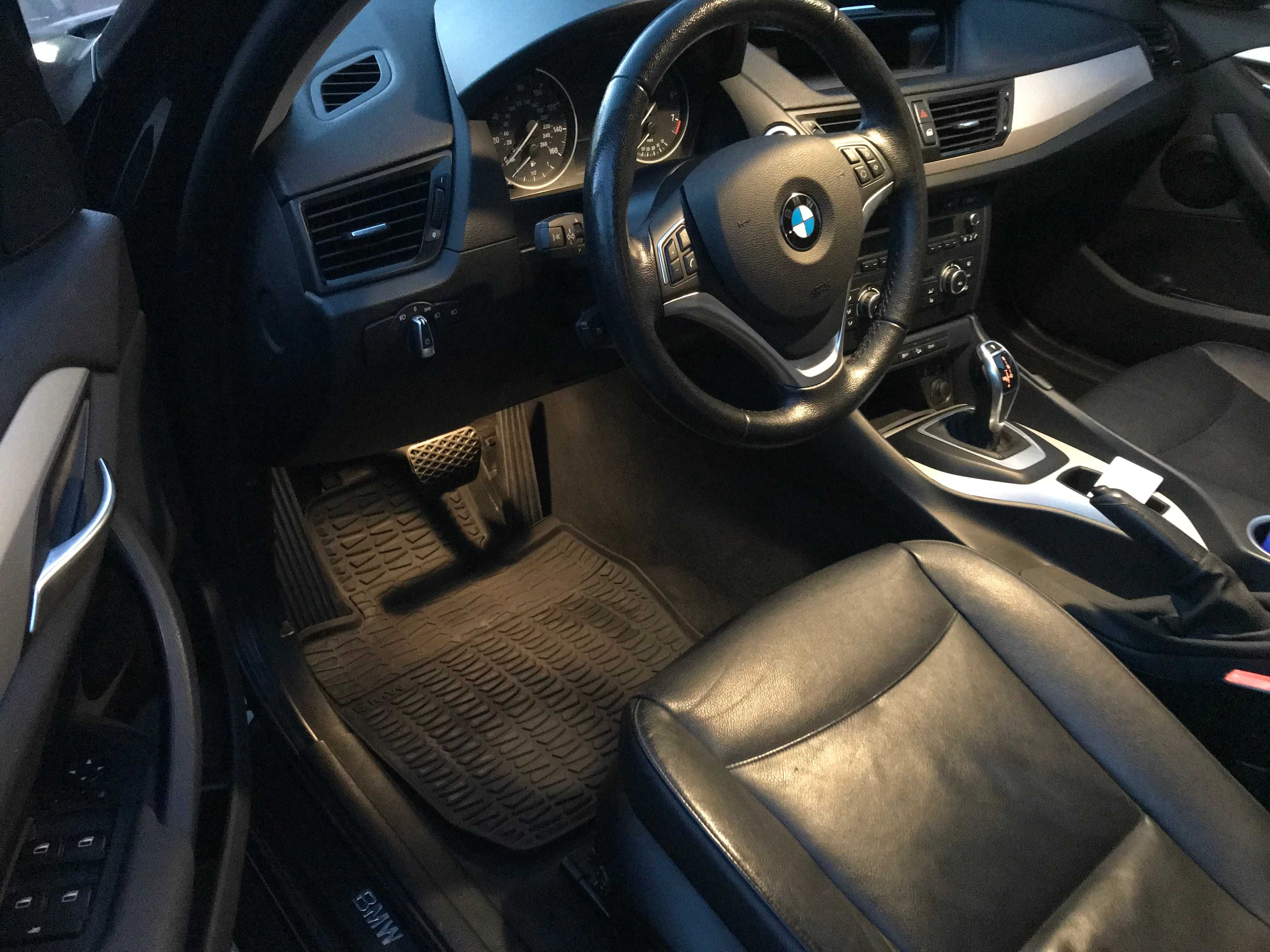 BMW X1 2014 28i AT X-DRIVE