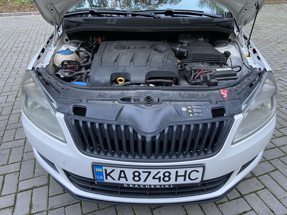 Шкода Фабія 2 2014 рік 1.6 Дизель Škoda Fabia 2 combi diesel 1.6