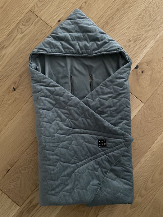 Kocyk spiworek do wozka nosidelka fotelika kadaro miekki cieply khaki