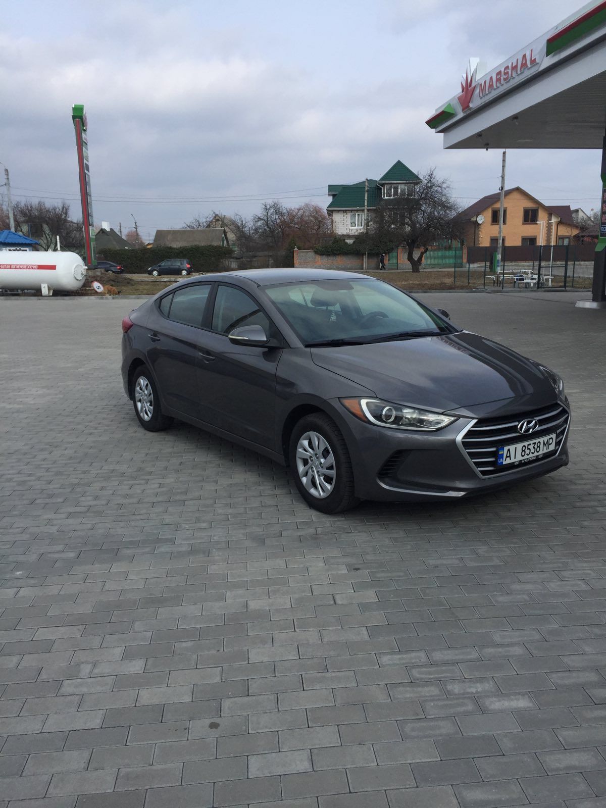 Hyundai Elantra SE