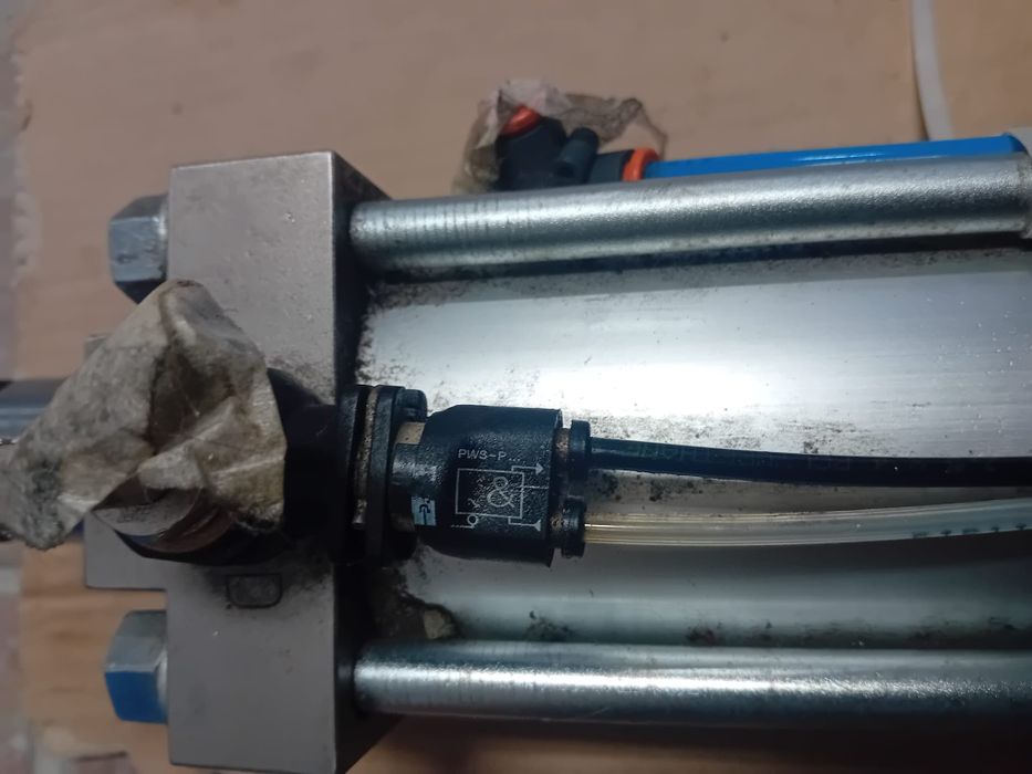 Cilindro HidroPneumático LDPITALIA -Modelo: EPI 56