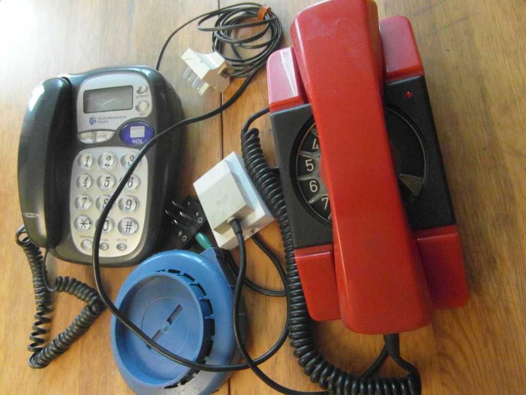 Stacjonarne telefony PRL
