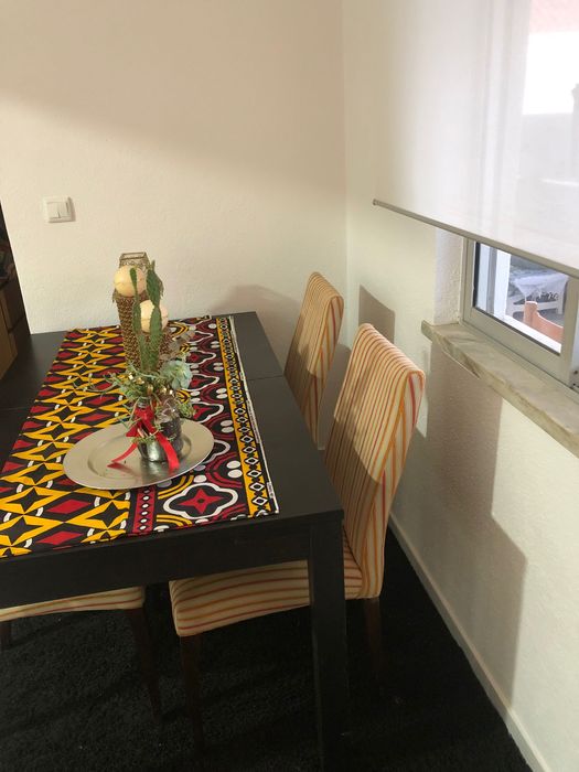 Mesa ikea extensível usada