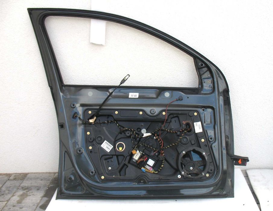 VW Golf 6 VI drzwi lewe przód LA9W Hatchback 5D 08-12r