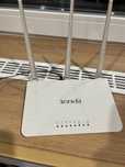 Продам Роутер WiFi Tenda F3