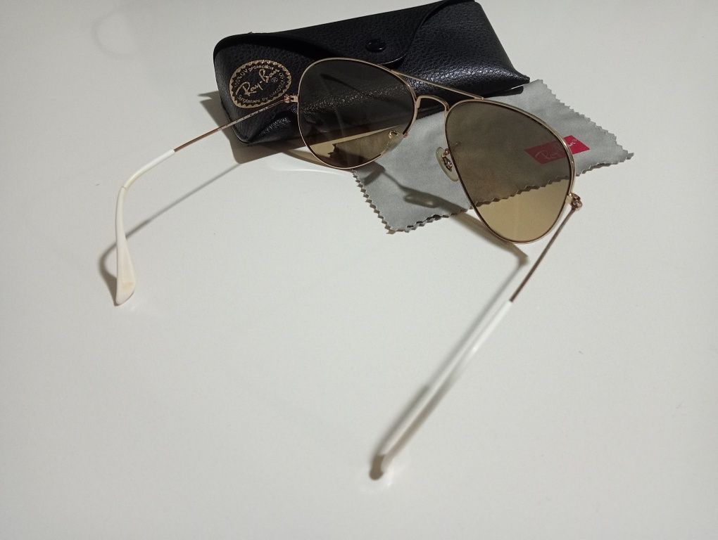 Óculos de sol aviador Ray Ban