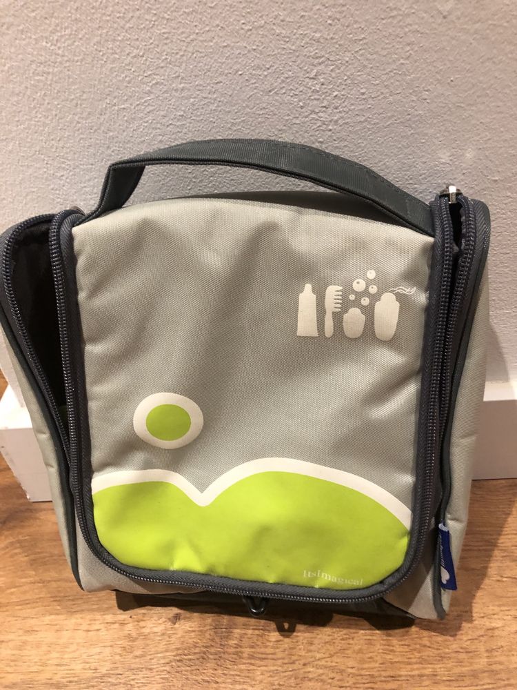 Necessaire para pendurar