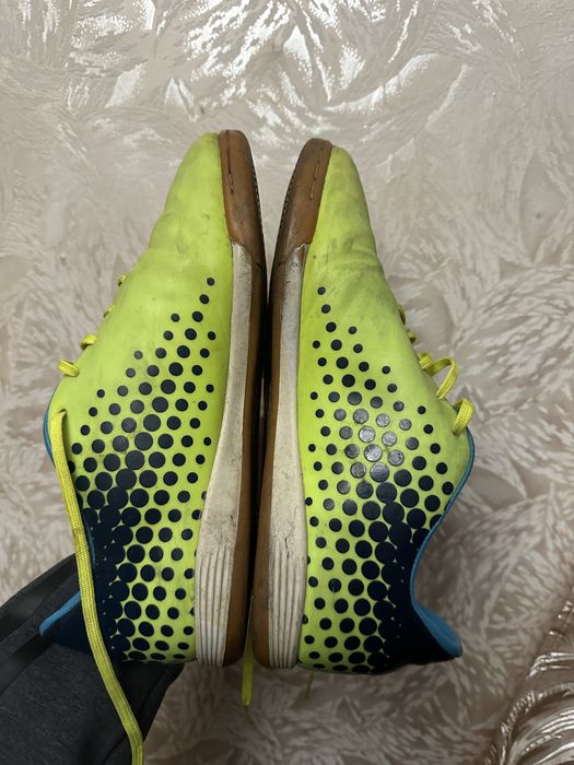 Футзалки Osaga 40 размер