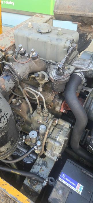 Silnik Ursus C-330/328 z wózka Rak