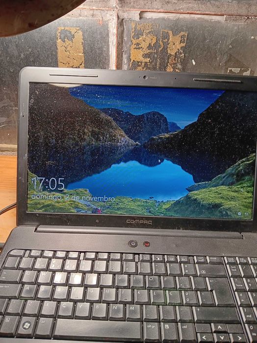 vendo portatil compaq