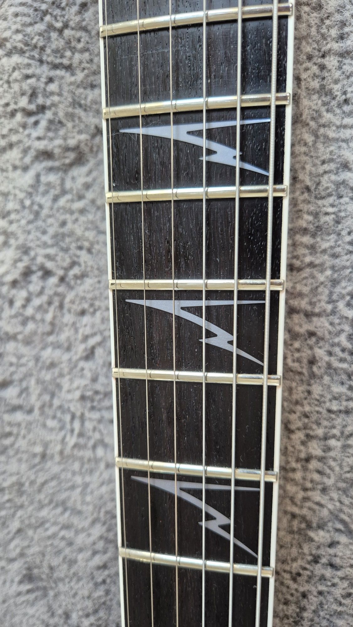Ibanez Prestige RG 550z