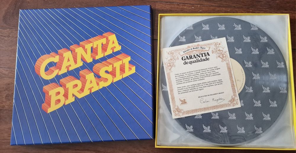 Conjunto  Canta Brasil
