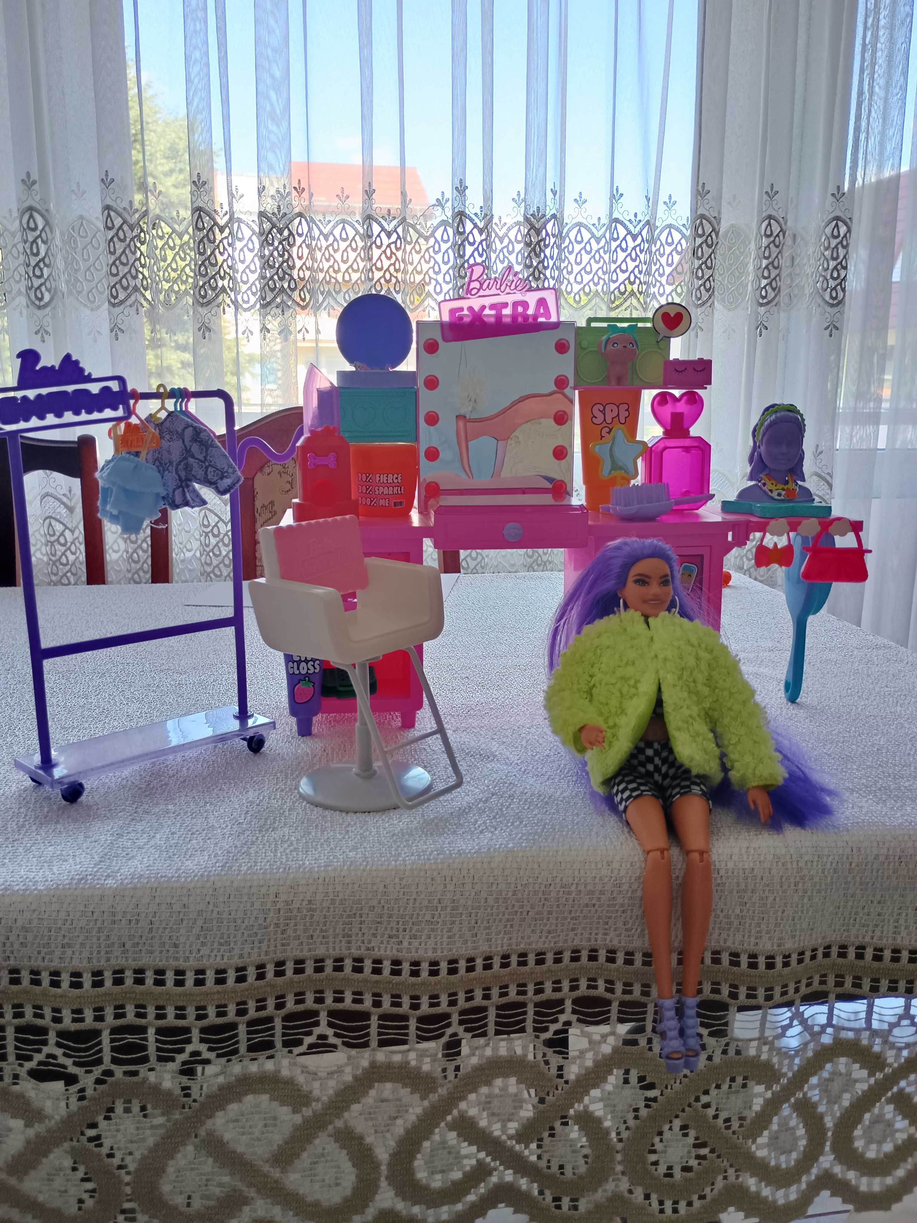 BARBIE TOALETKA z wyposażeniem