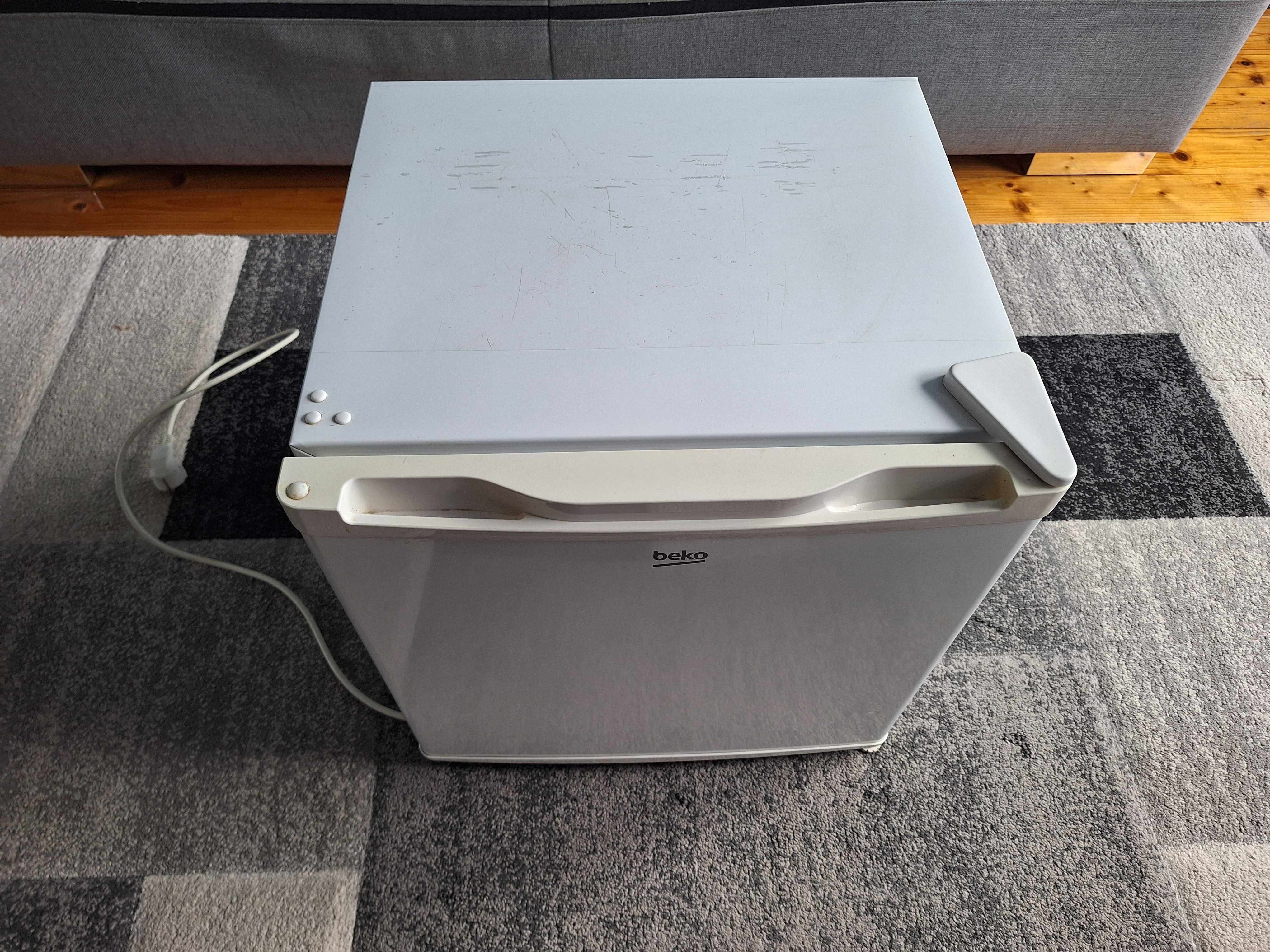 Lodówka BEKO BK 7725