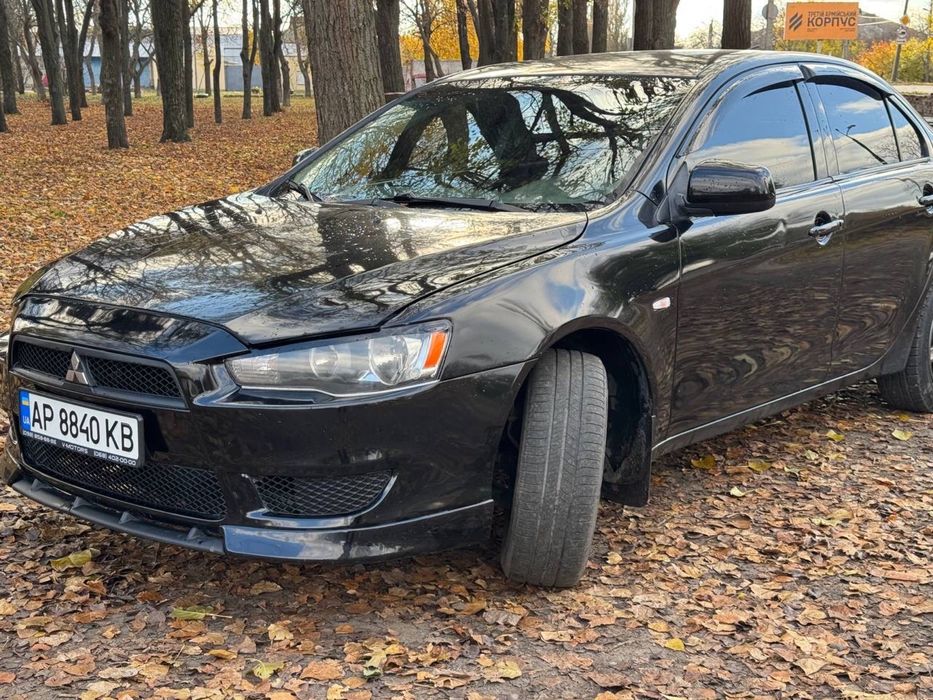 Продам mitsubishi lancer x 2011