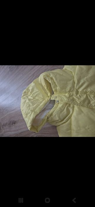 Kurtka zimowa żółta