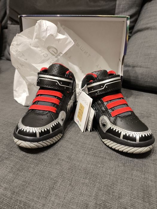 Buty Geox swiecące 24