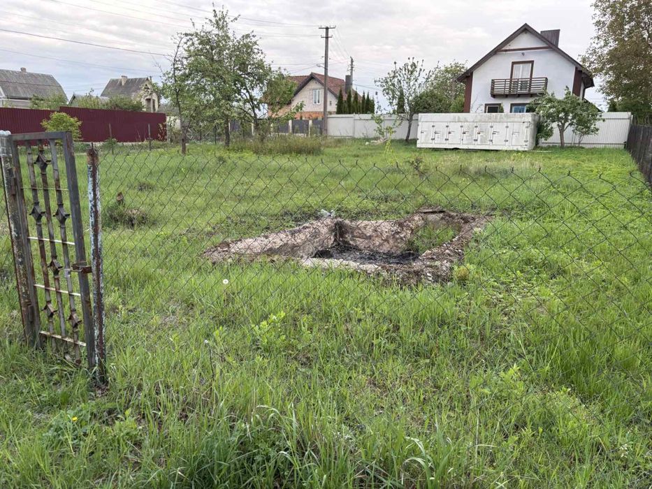 Продається дачна ділянка