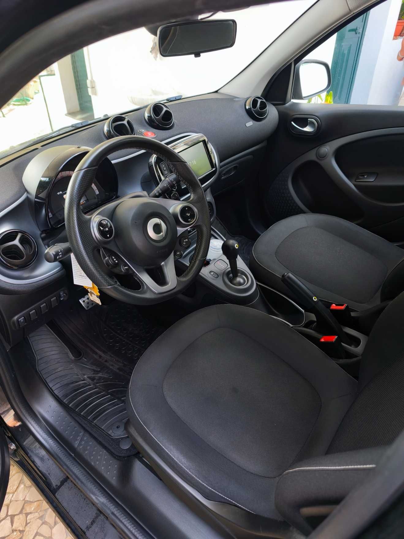 VENDE-SE – Smart Forfour 0.9 90cv Automático(2018) – 13.500€