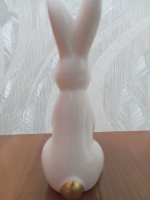 Подарок сувенир фигурка фарфоровая статуэтка зайчик