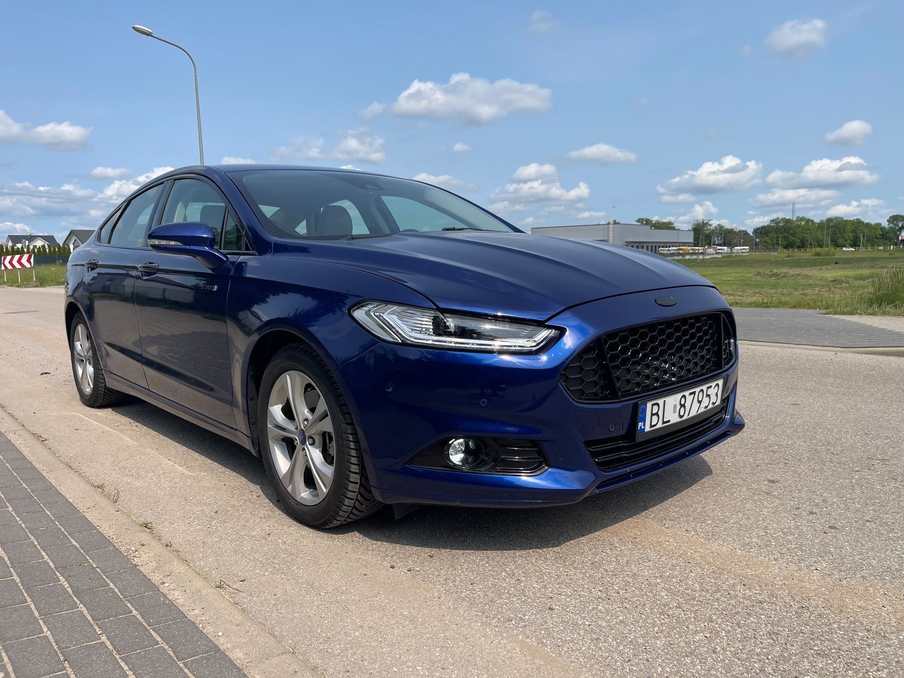 Ford Mondeo Fusion PHEV Hybrid Titanium Apple CarPlay Android Auto