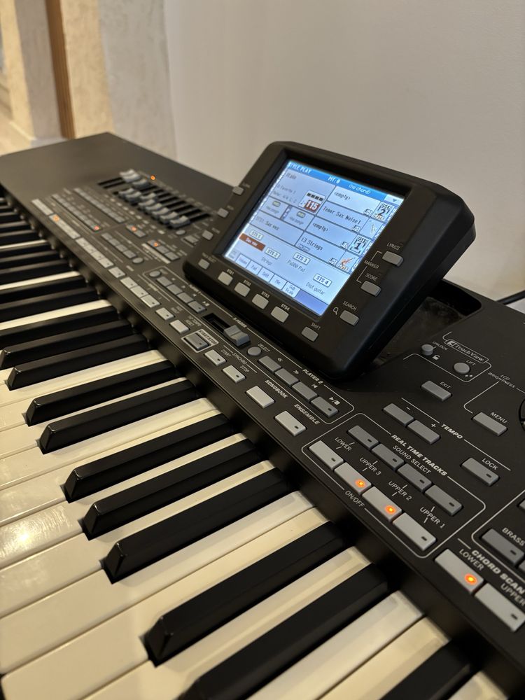 Korg pa3x pro 76 w idealnyn stanie! Pierwszy wlasciciel!