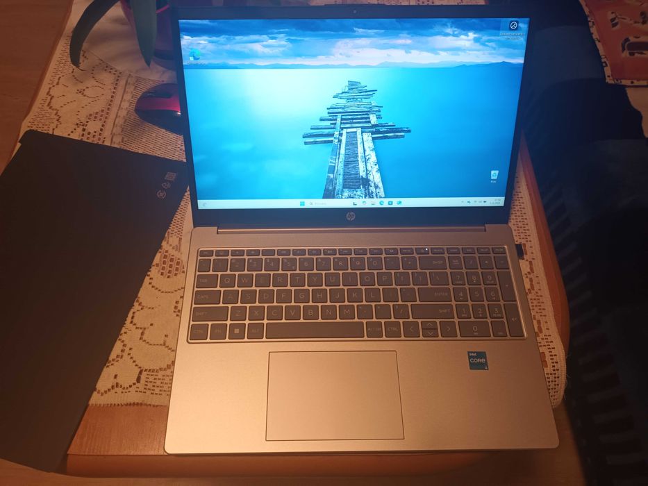 Niebywała okazja sprzedam Laptop HP