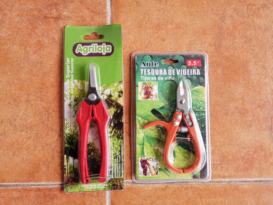 Vários ferramentas jardinagem