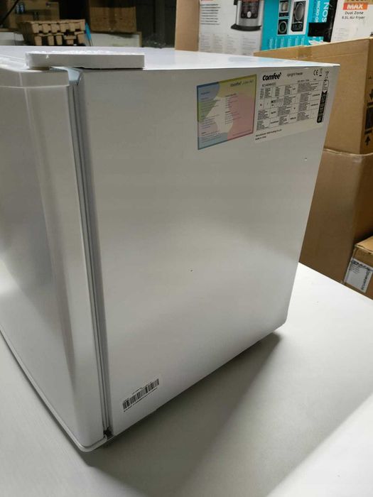 B250 Zamrażarka wolnostojąca mini mała 31 Litrów Comfee Czytaj opis