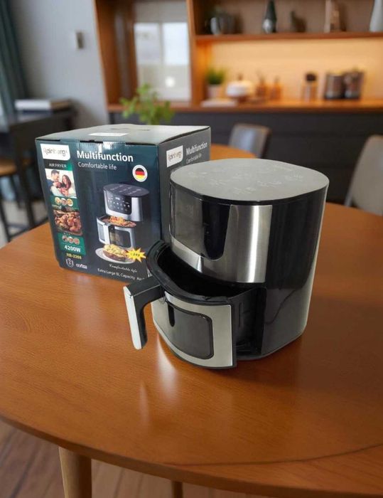 Аерофритюрниця на 8 літрів готує без масла з сенсорним управлінням