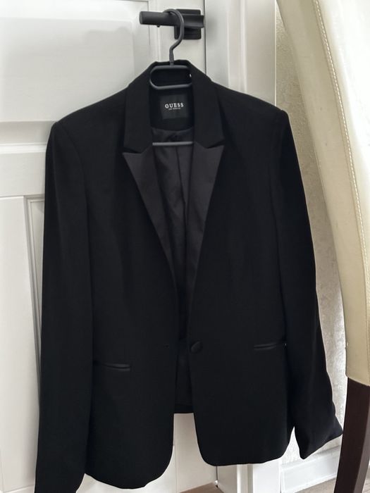 Жіночий піджак, жакет від Guess
