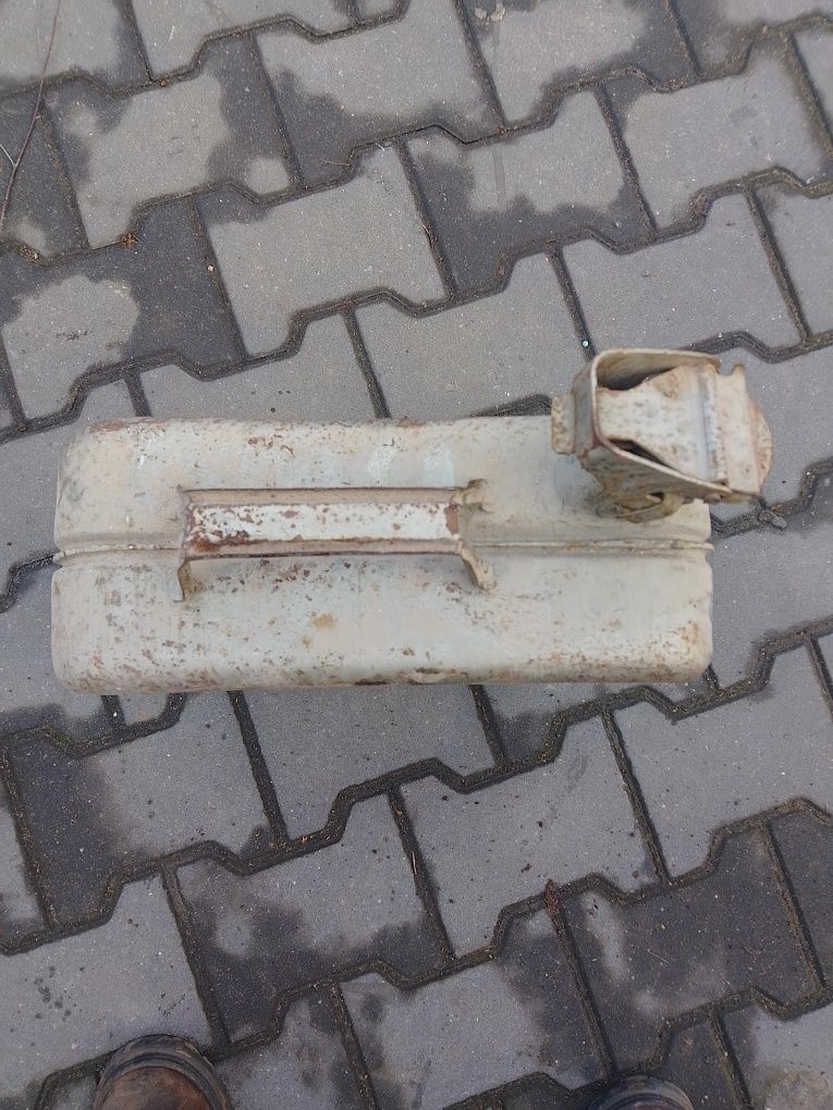 kanister 15L metalowy na paliwo, szczelny