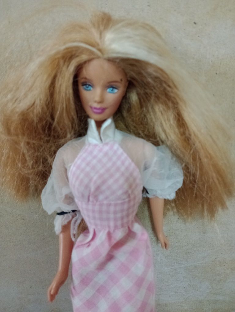 Lalka barbie firmy Mattel