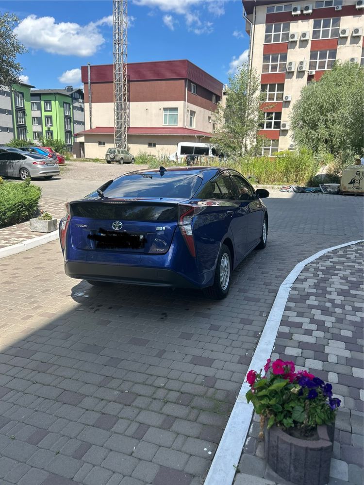 Аренда тойота приус 50,гибрид Оренда,прокат