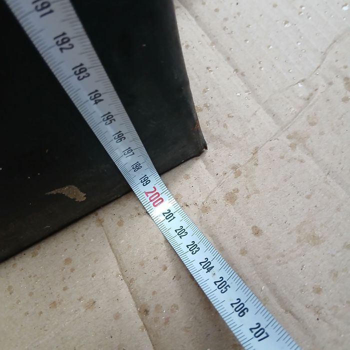 Продам вхідні металеві двері