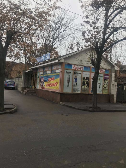 Продам павильон 50 м2 в центре возле площади Героев Майдану от хозяина
