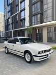 Продам BMW e34 520i