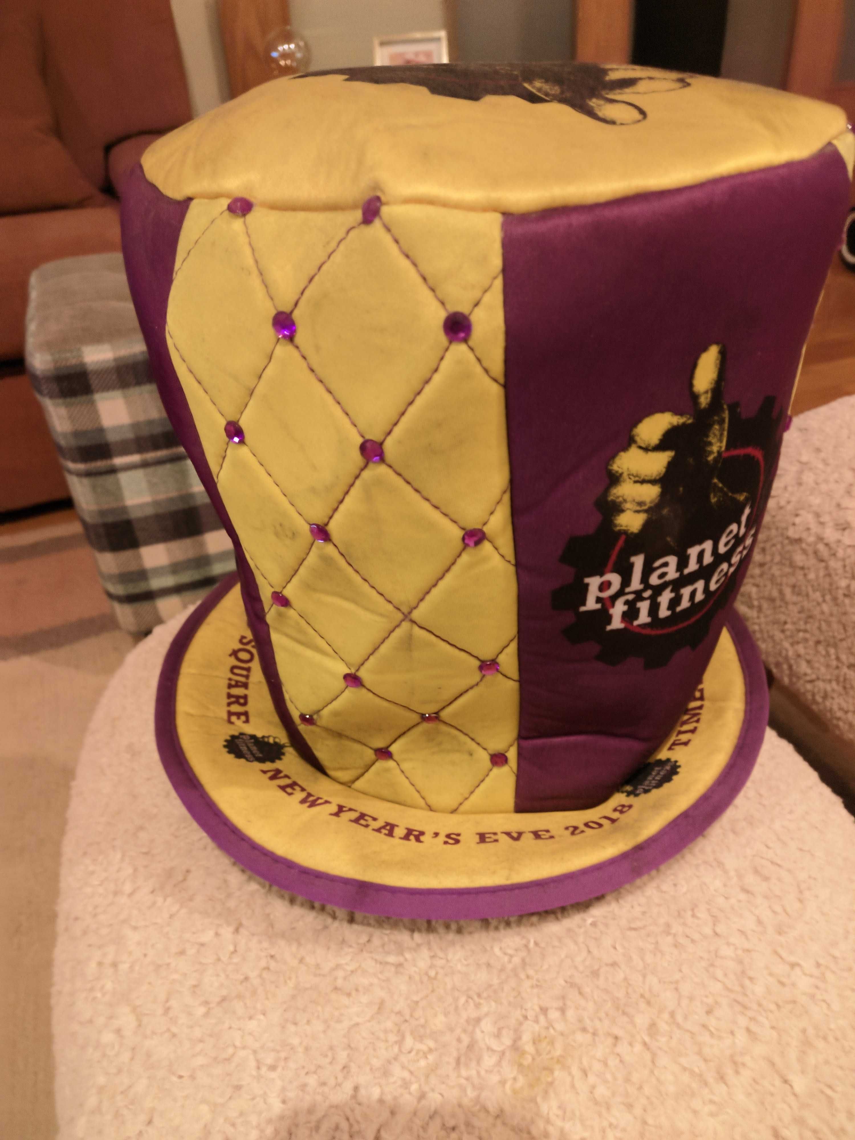 Chapeu Ano novo Planet Fitness Times Square New York
