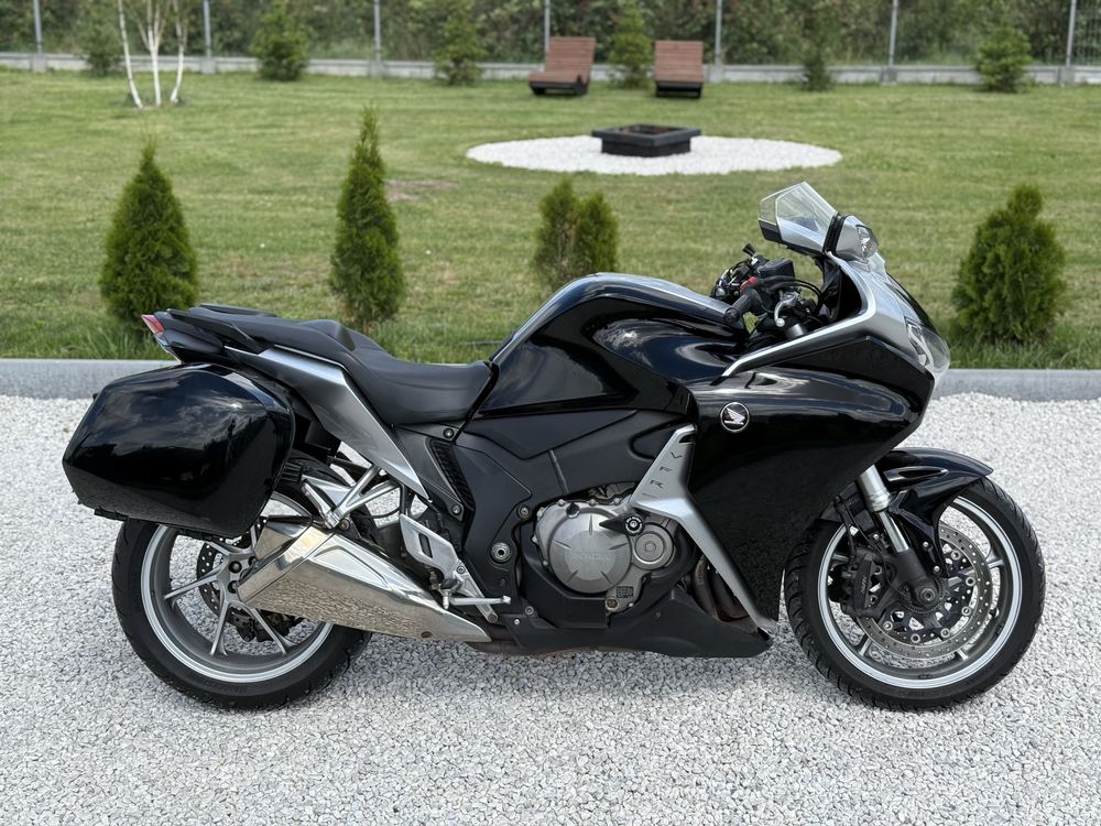 Honda VFR 1200 ABS!! Podgrzewane manetki!! Gotowa do sezonu!! Polecam!
