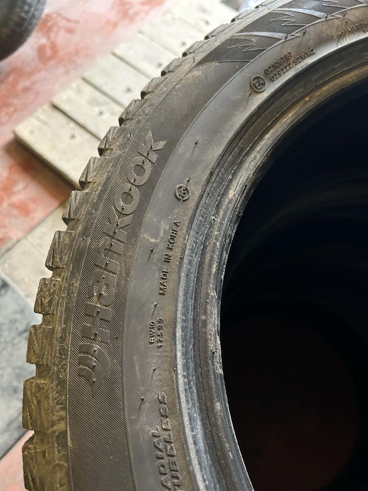 Продам зимову гуму 18R Hankook
