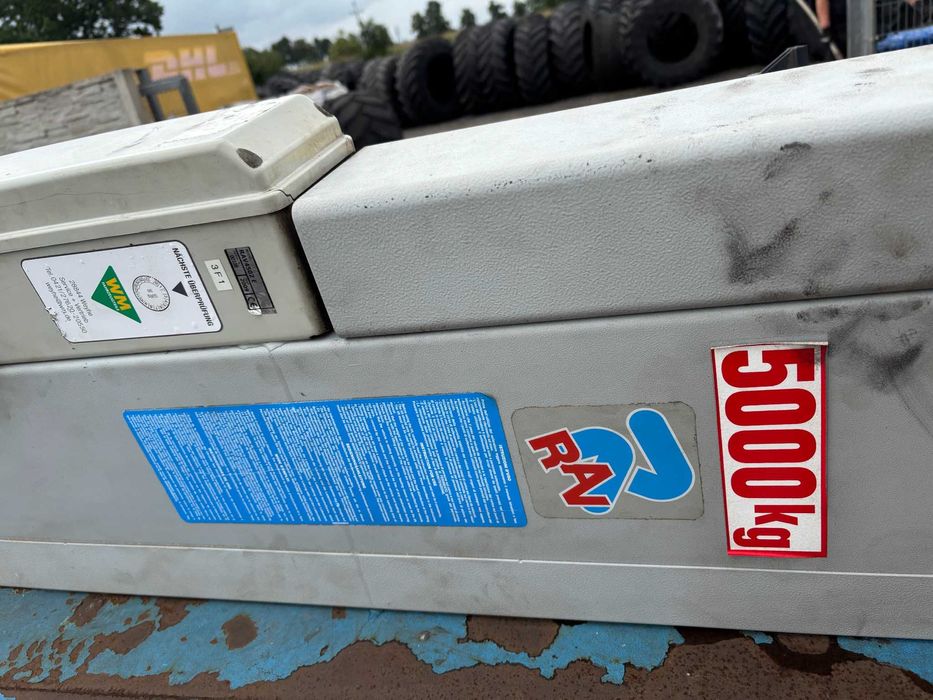 Podnośnik Czterokolumnowy Kolumnowy Warsztatowy RAVAGLIOLI 4502L 5 TON