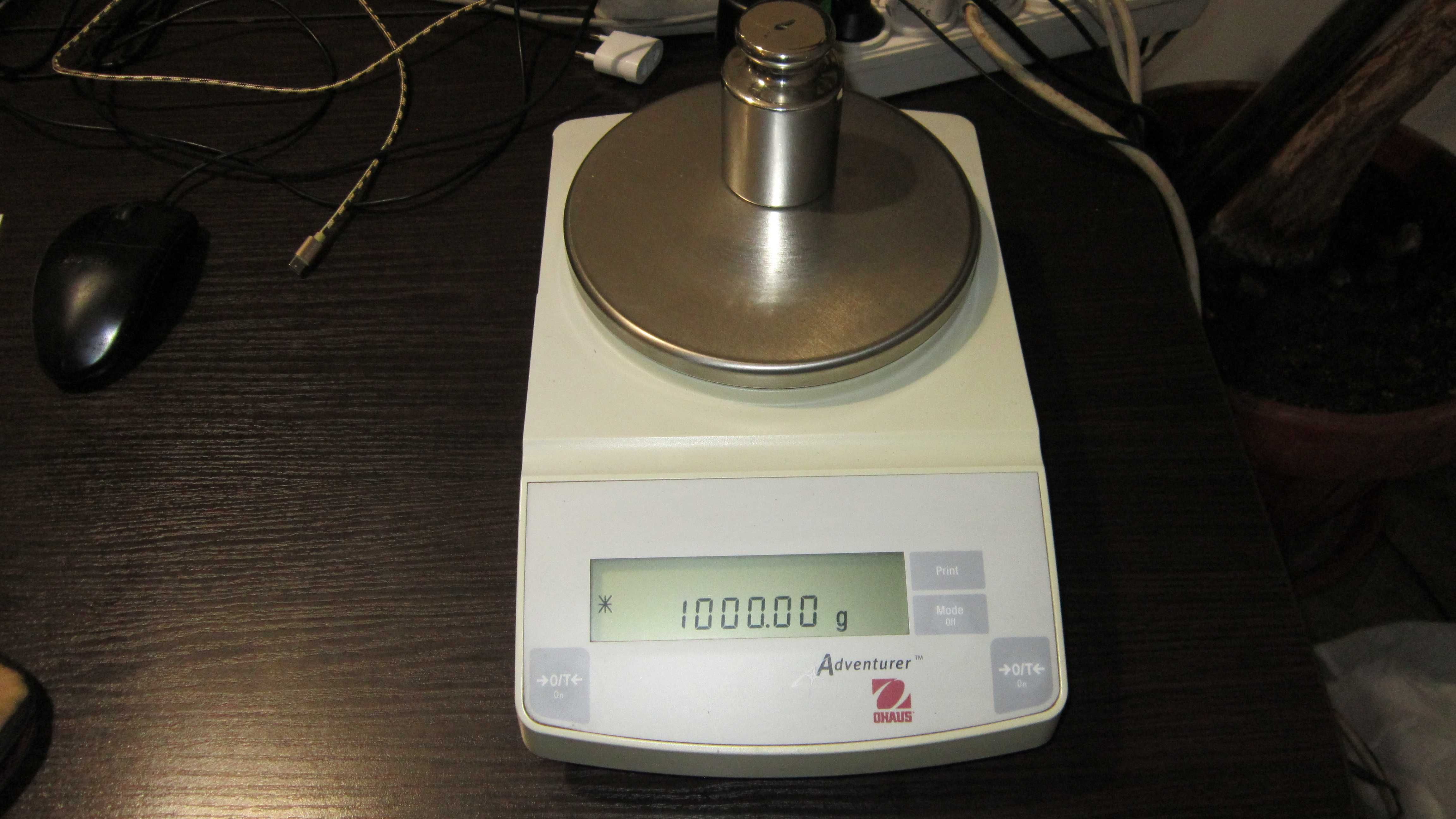 Весы (ваги) Ohaus ARC120 (3100/0,01)