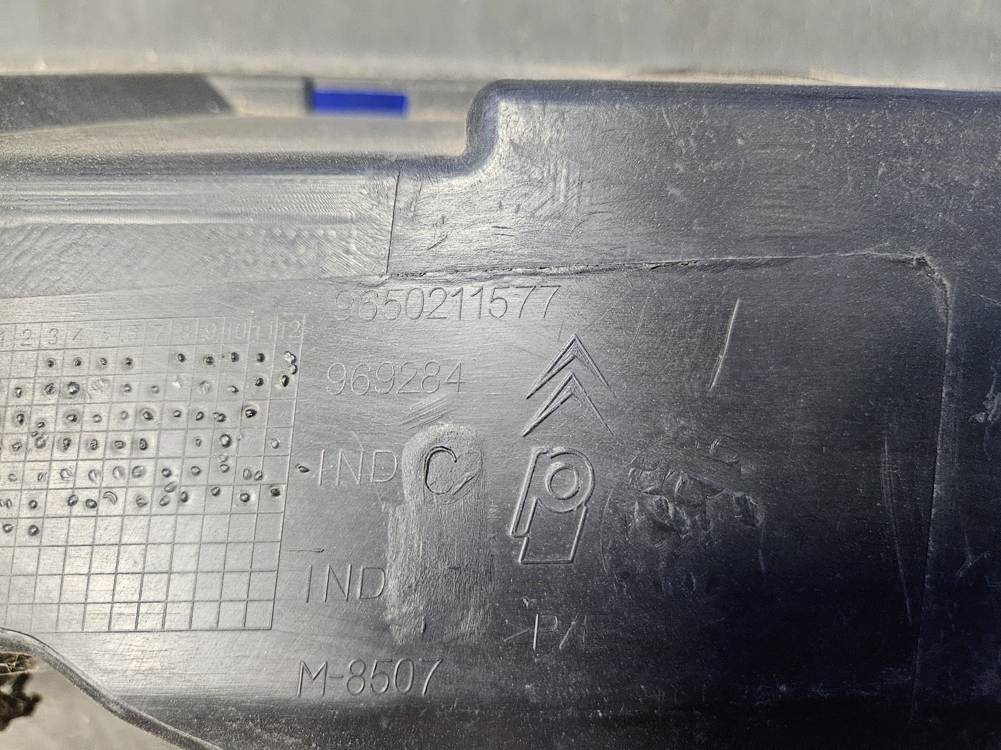ZDERZAK przedni CITROEN XSARA Picasso Lift przód oryginał
